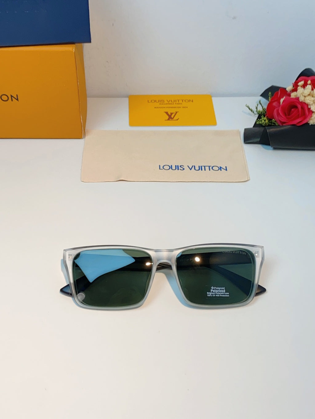 Louis Vuitton Square Black Lens Sunglasses for Men - 132177 - detail image 9