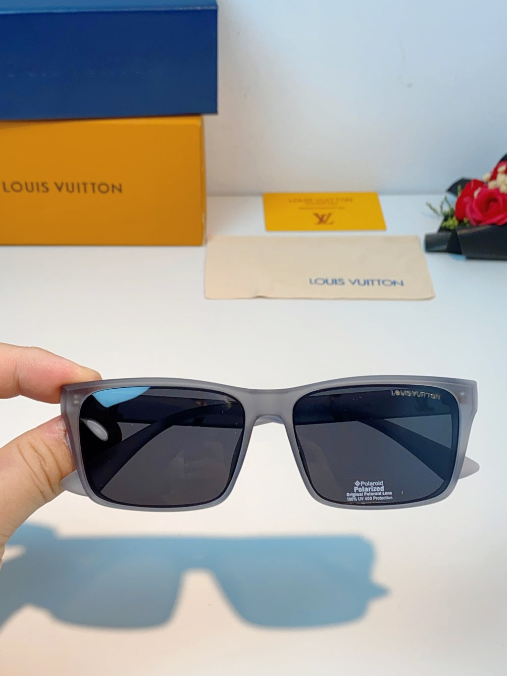 Louis Vuitton Square Black Lens Sunglasses for Men - 132178 - detail image 4