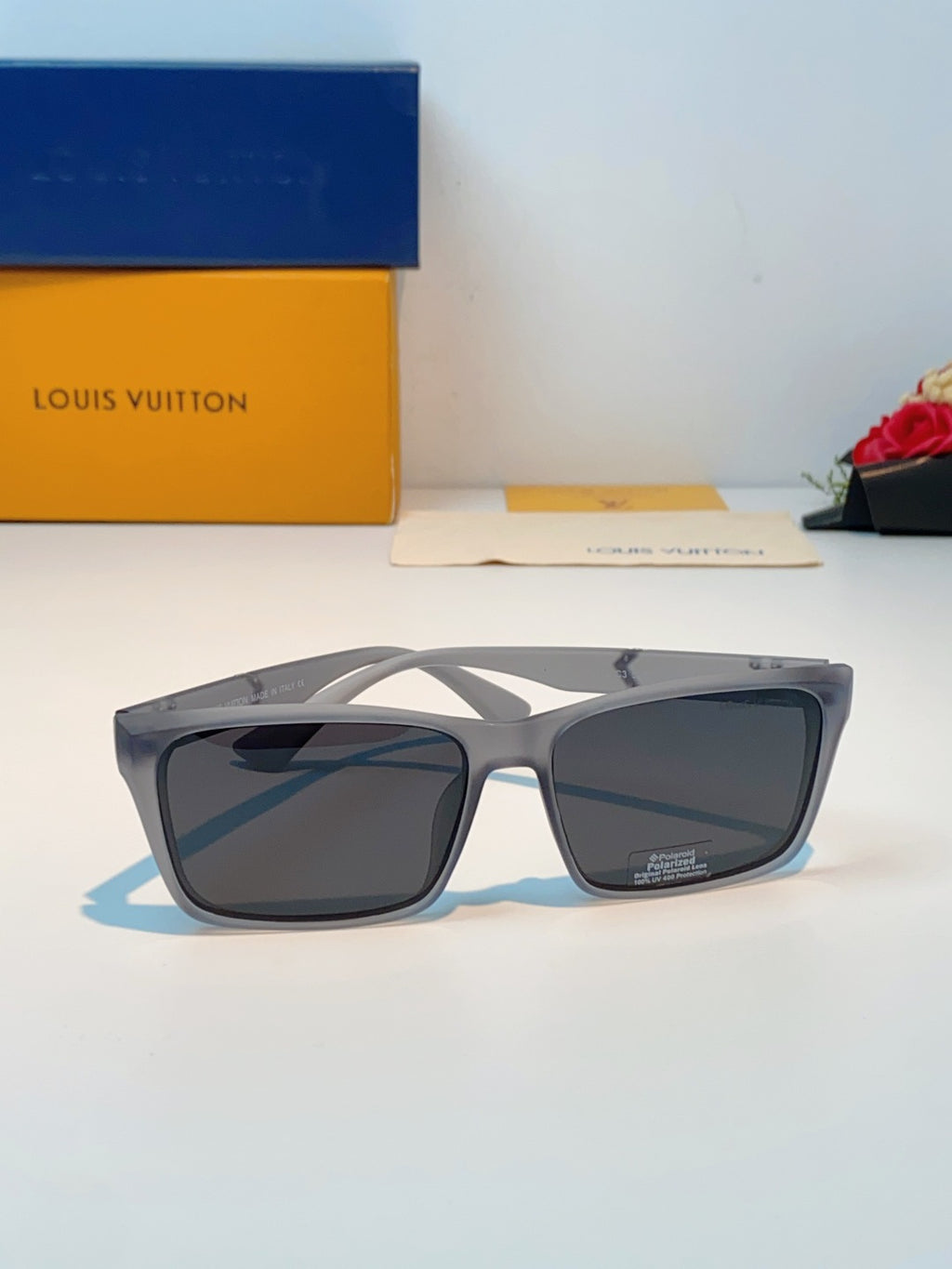 Louis Vuitton Square Black Lens Sunglasses for Men - 132178 - detail image 2