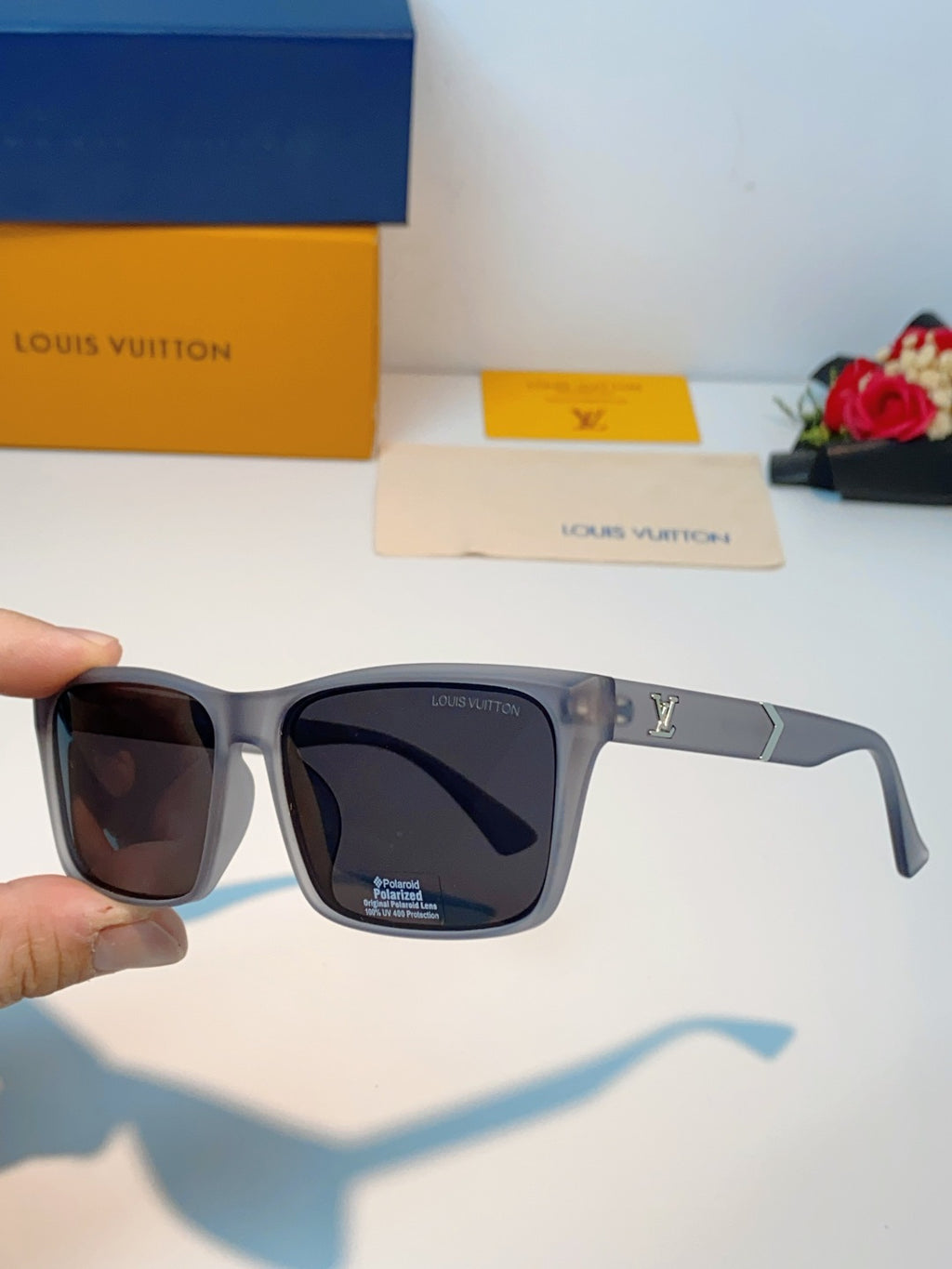 Louis Vuitton Square Black Lens Sunglasses for Men - 132178 - detail image 6