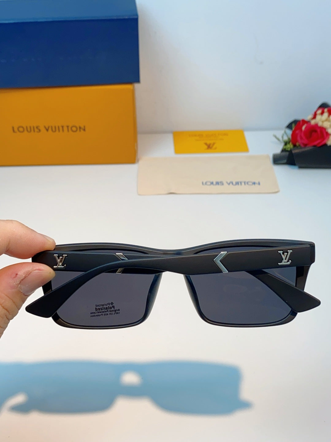 Louis Vuitton Square Black Lens Sunglasses for Men - 132180 - detail image 5
