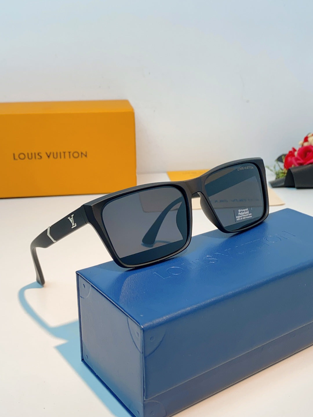 Louis Vuitton Square Black Lens Sunglasses for Men - 132180 - detail image 10