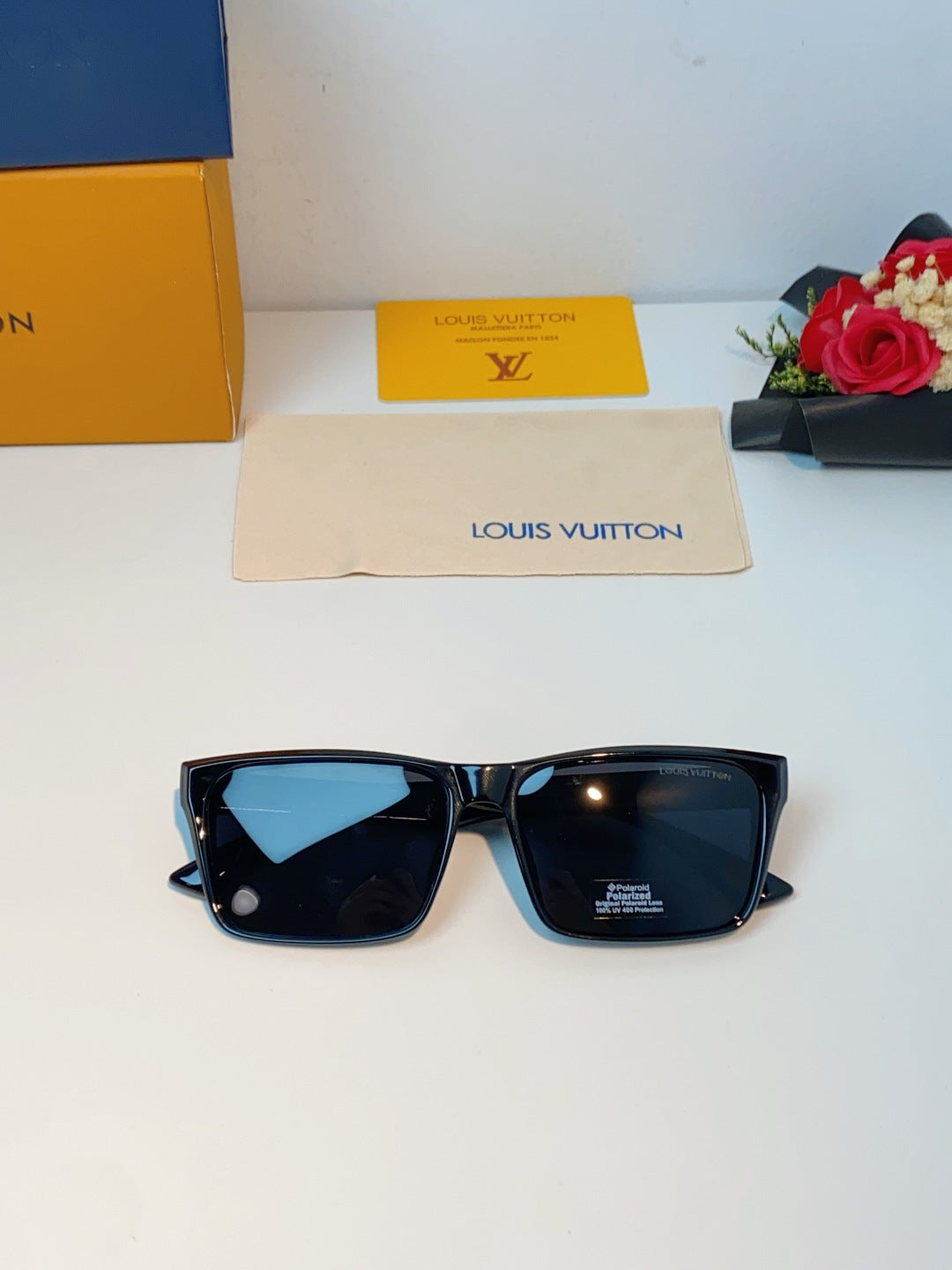 Louis Vuitton Square Black Lens Sunglasses for Men - detail image 9