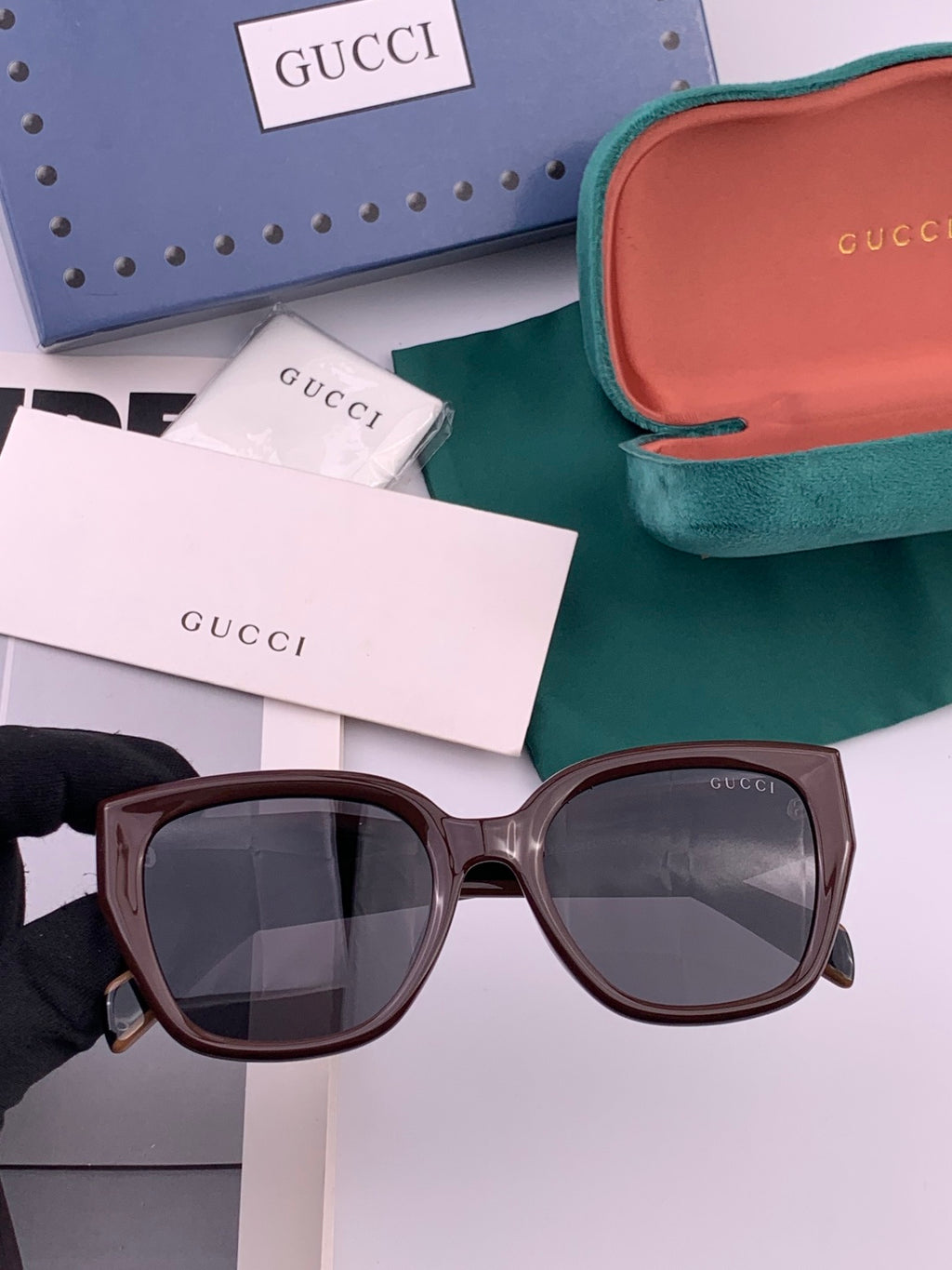 Gucci G0822 Polarized Square Black Lens Sunglasses for Men & Women - 132269 - detail image 3
