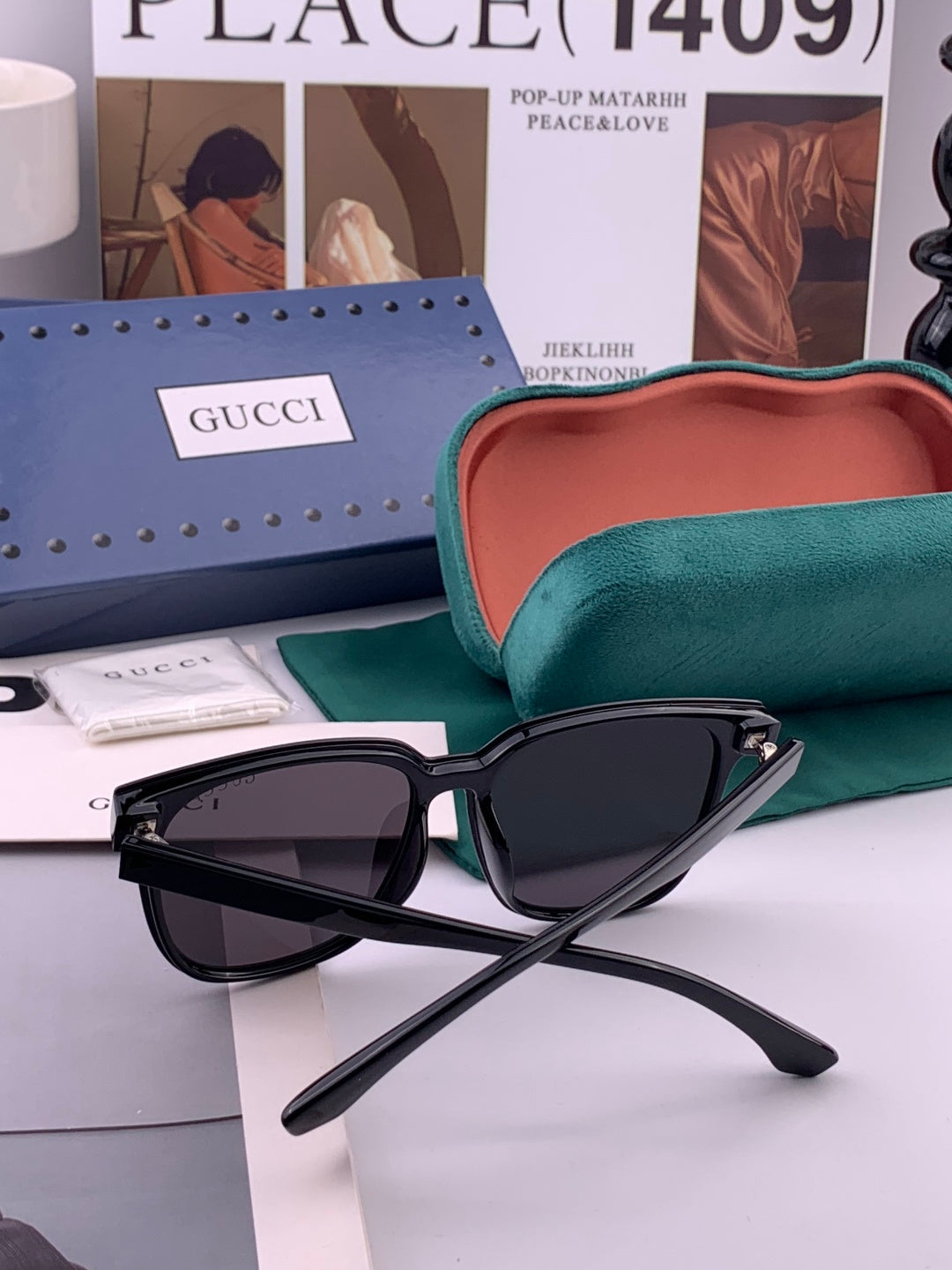 Gucci G1230 Polarized Square Gold Lens Sunglasses for Men & Women - detail image 4