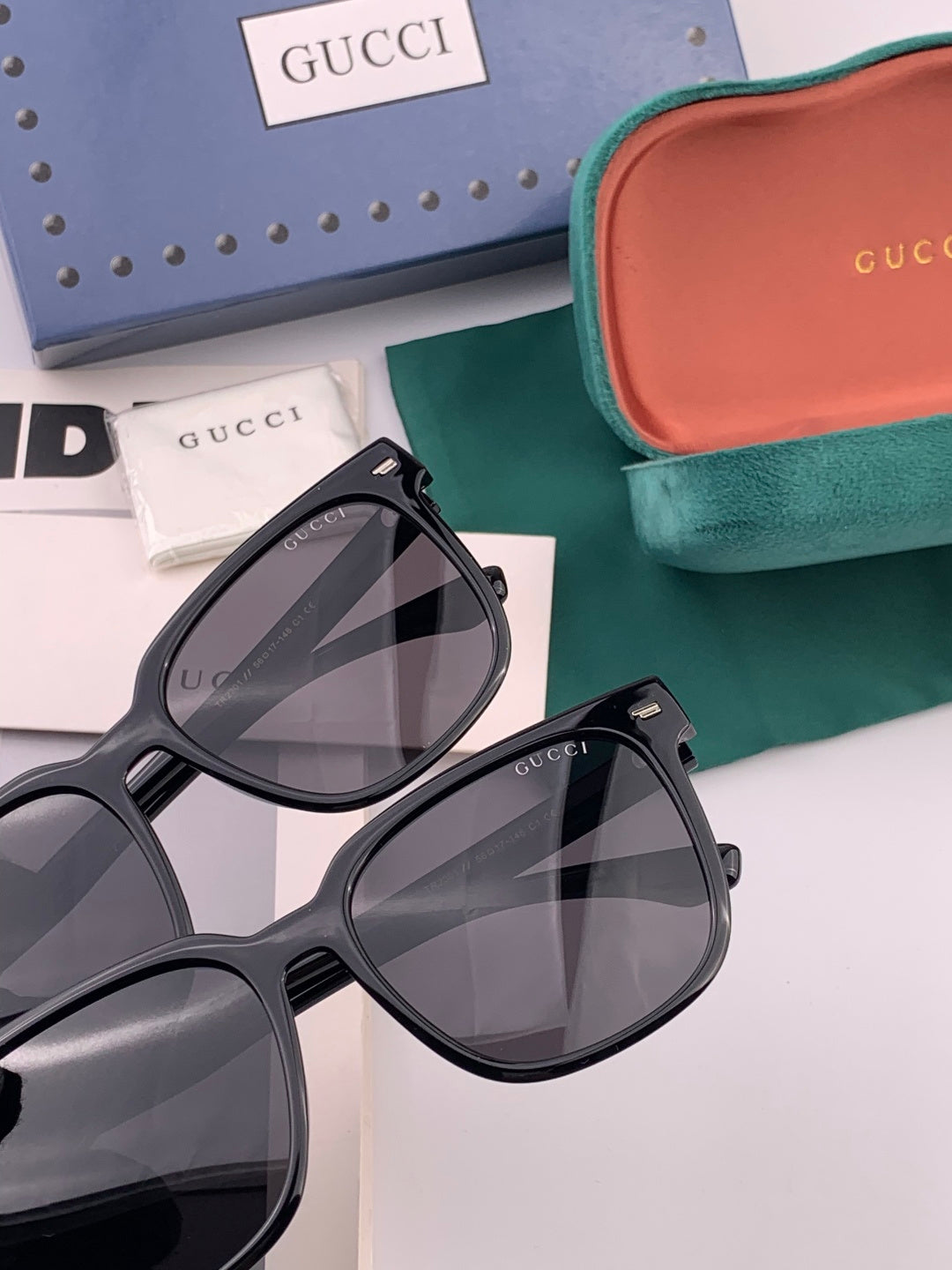 Gucci G1230 Polarized Square Gold Lens Sunglasses for Men & Women - detail image 3