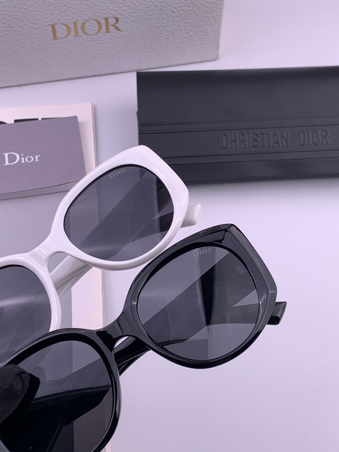 Dior CD6820 Polarized Square Gold Lens Sunglasses for Women - detail image 5