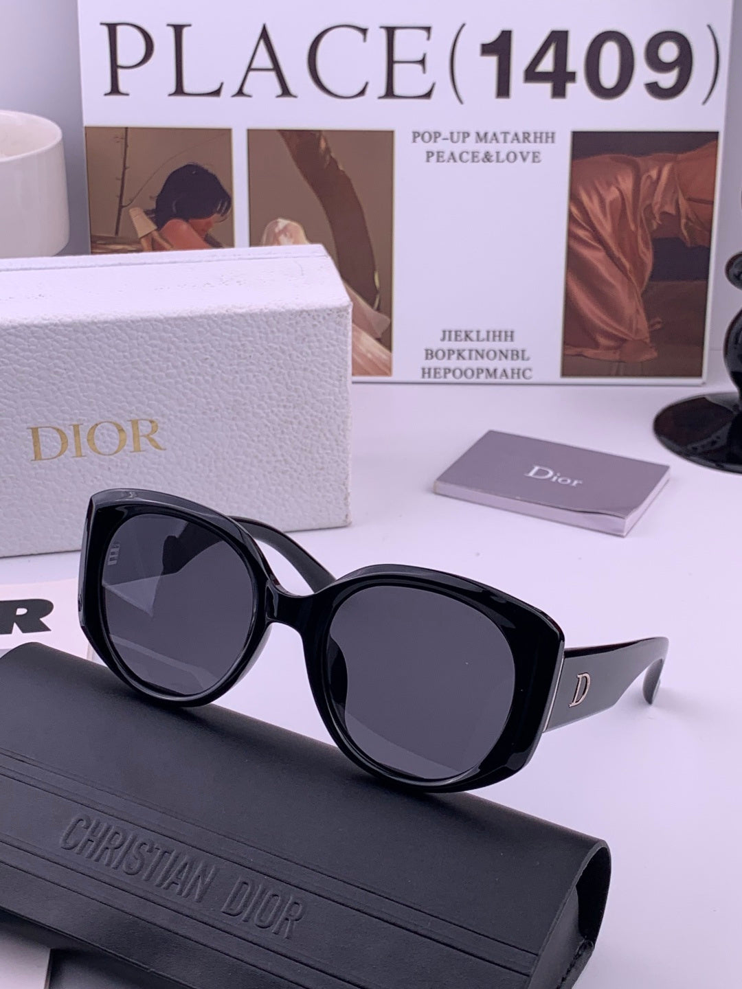 Dior CD6820 Polarized Square Gold Lens Sunglasses for Women - detail image 3