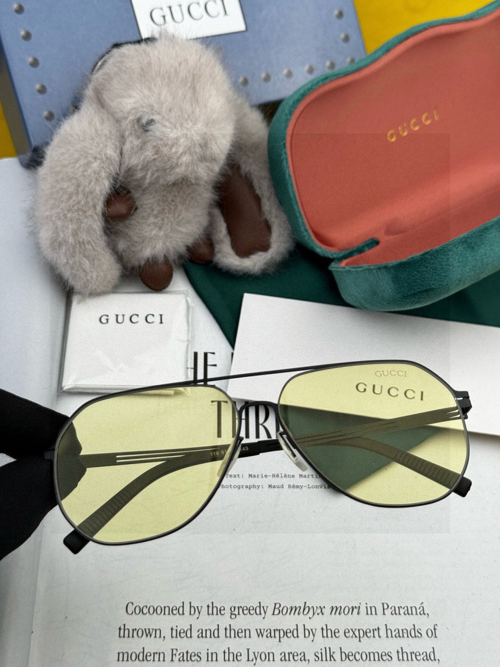 Gucci G911 Fashion Gold Lens Sunglasses for Men & Women - 132273 - detail image 2