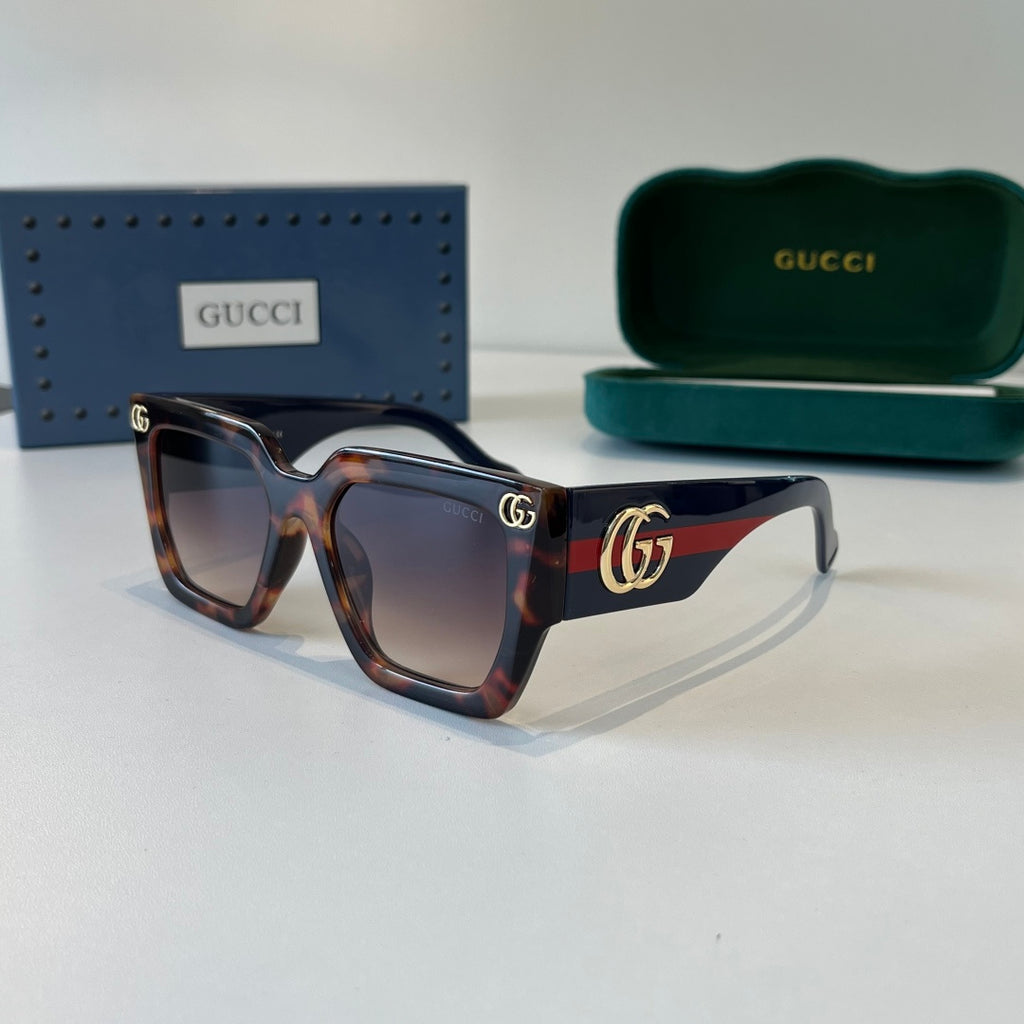 Gucci Oversized Red Lens Sunglasses for Men & Women - 132235 - detail image 3