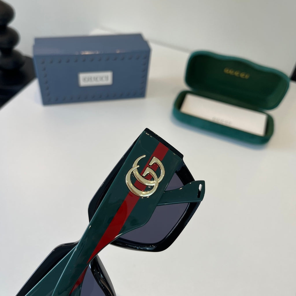 Gucci Oversized Silver Lens Sunglasses for Men & Women - 132236 - detail image 8