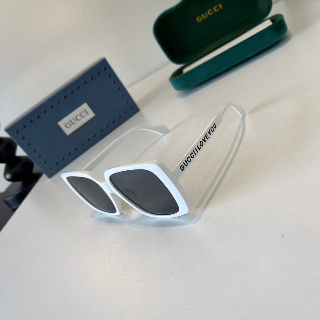 Gucci Oversized Silver Lens Sunglasses for Men & Women - 371507 - detail image 3