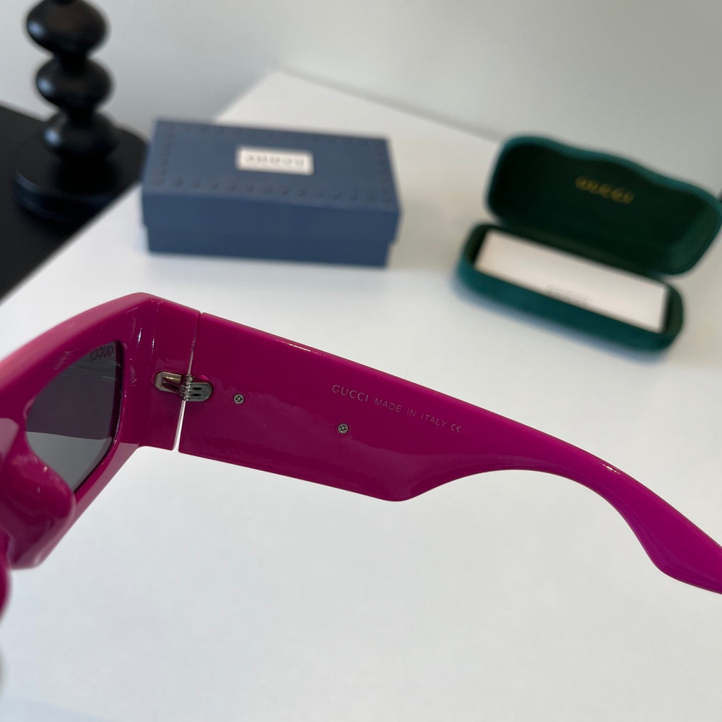 Gucci Oversized Purple Lens Sunglasses for Men & Women - 371484 - detail image 8
