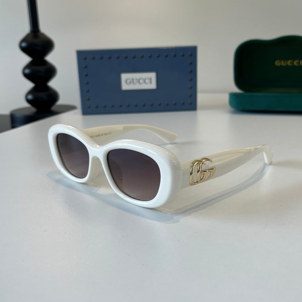 Gucci Fashion Silver Lens Sunglasses for Men & Women - 371490 - detail image 3