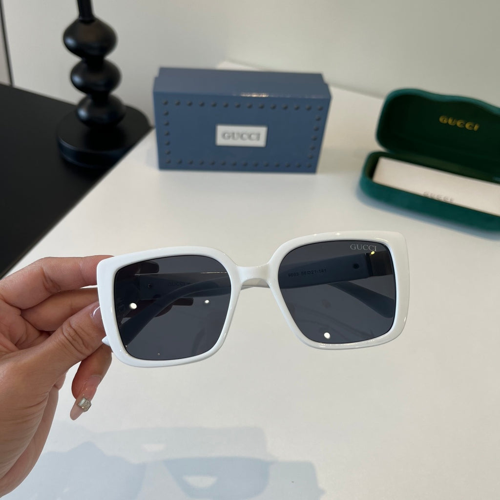 Gucci Fashion Silver Lens Sunglasses for Men & Women - 371492 - detail image 5