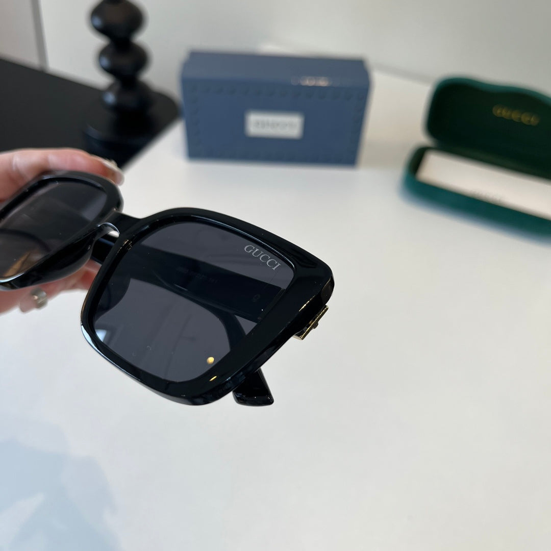 Gucci Fashion Silver Lens Sunglasses for Men & Women - 371493 - detail image 6