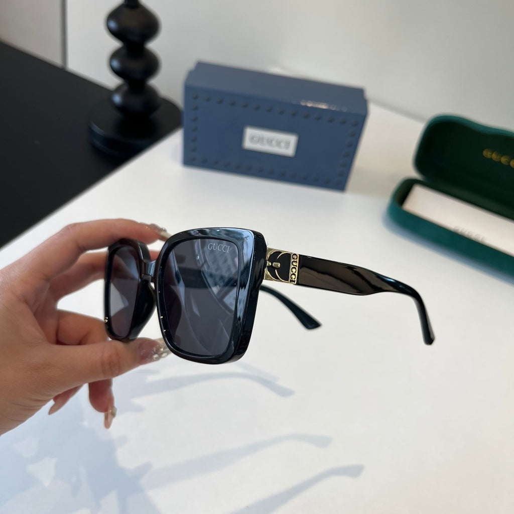 Gucci Fashion Silver Lens Sunglasses for Men & Women - 371493 - detail image 4