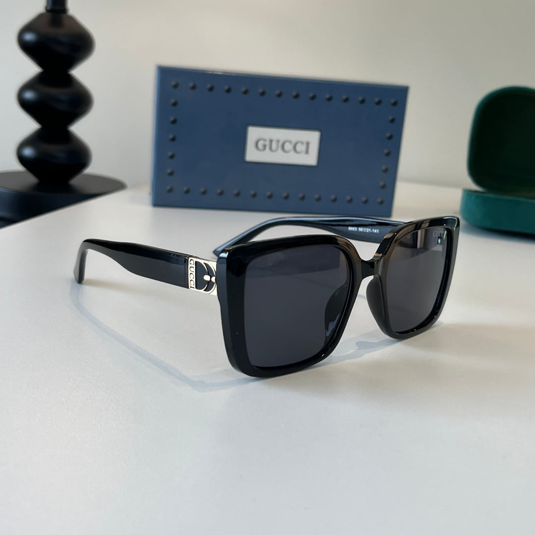 Gucci Fashion Silver Lens Sunglasses for Men & Women - 371493
