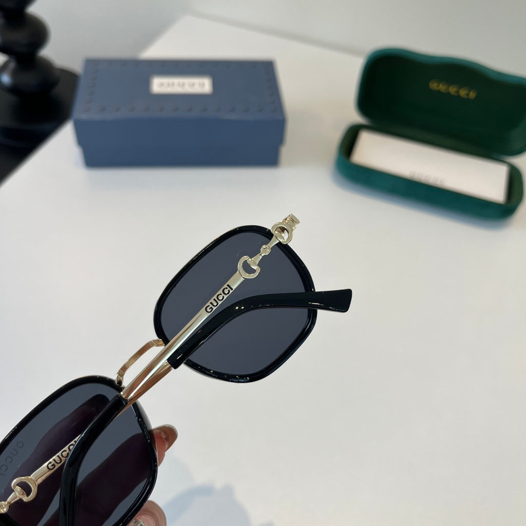 Gucci Oversized Silver Lens Sunglasses for Women - 132250 - detail image 6