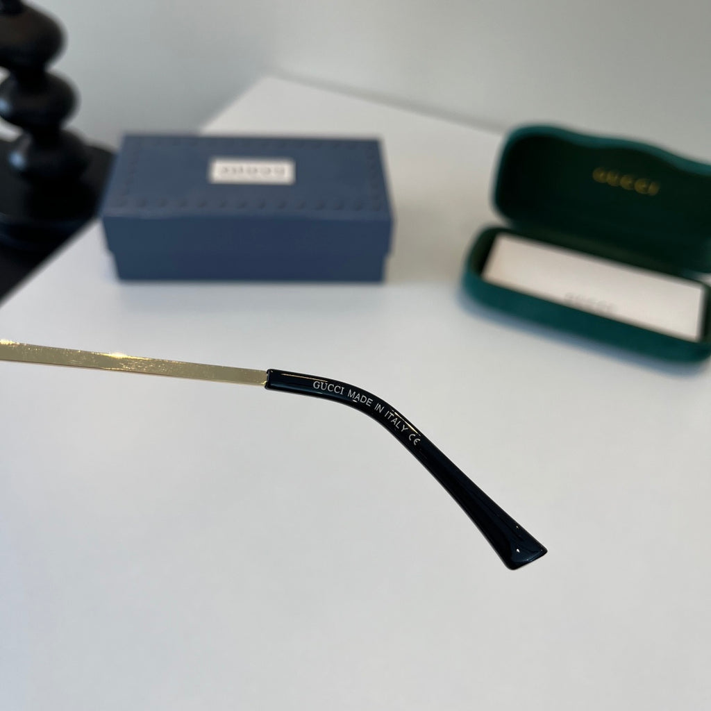 Gucci Oversized Red Lens Sunglasses for Women - 132251 - detail image 10
