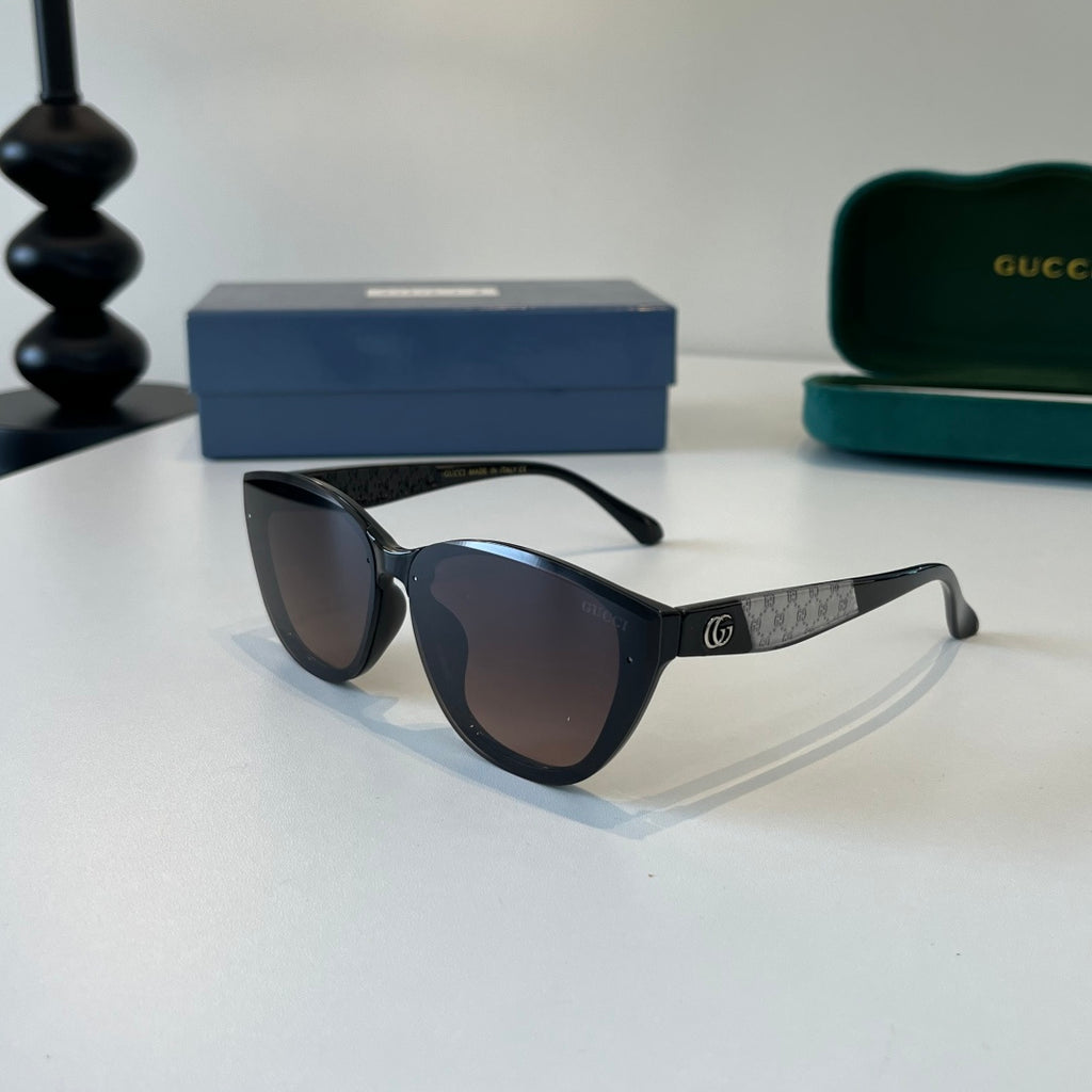 Gucci Oversized Silver Lens Sunglasses for Women - 132255 - detail image 3