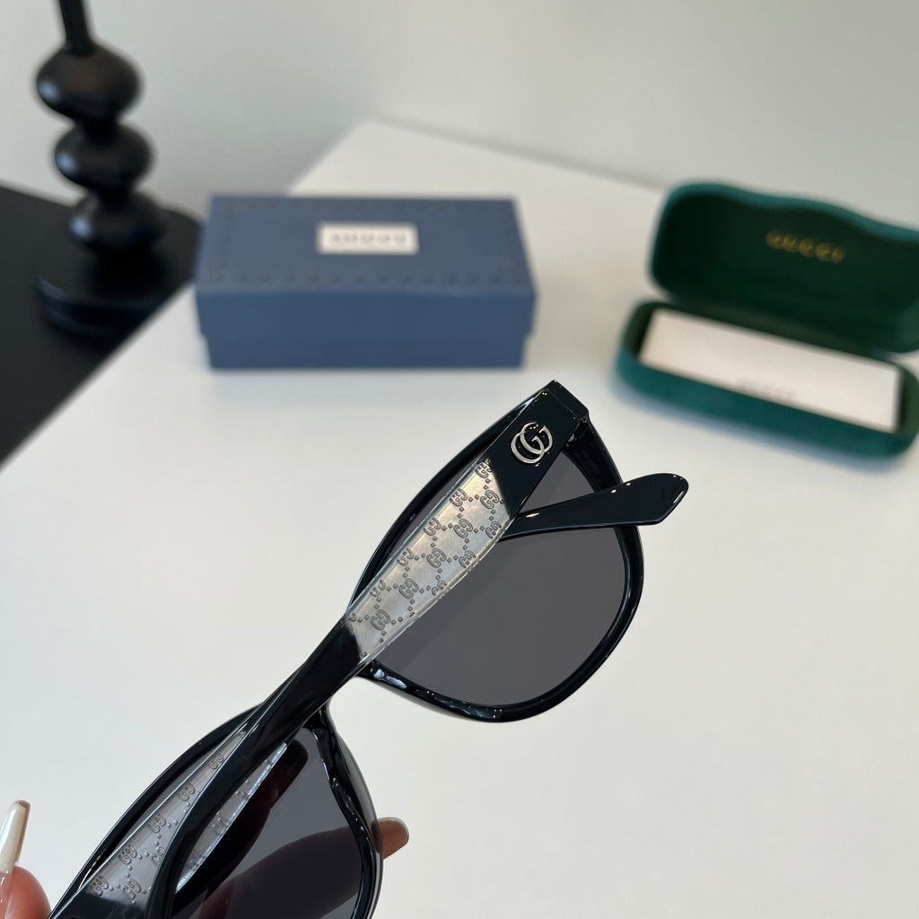 Gucci Oversized Silver Lens Sunglasses for Women - 371499 - detail image 6
