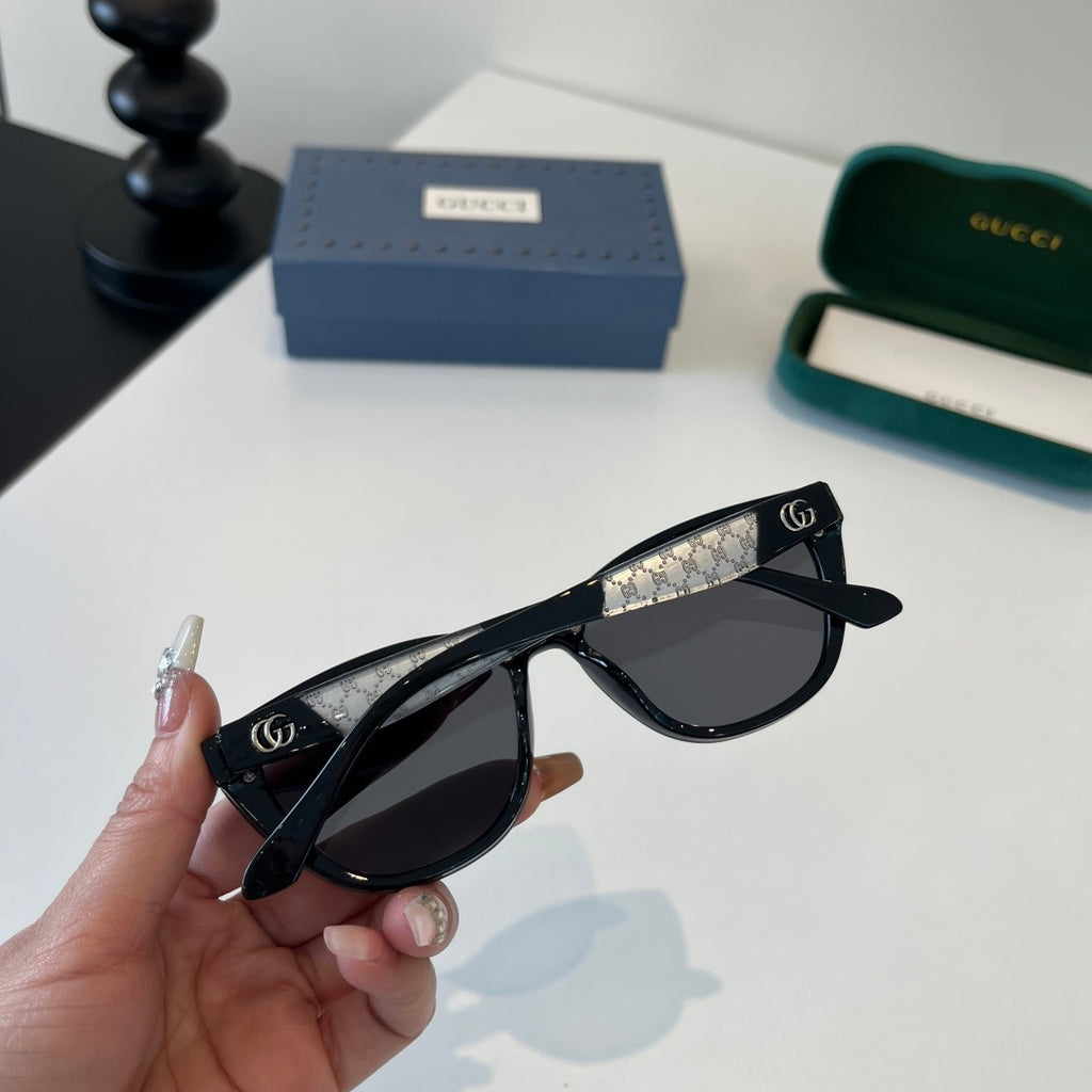 Gucci Oversized Silver Lens Sunglasses for Women - 371499 - detail image 7