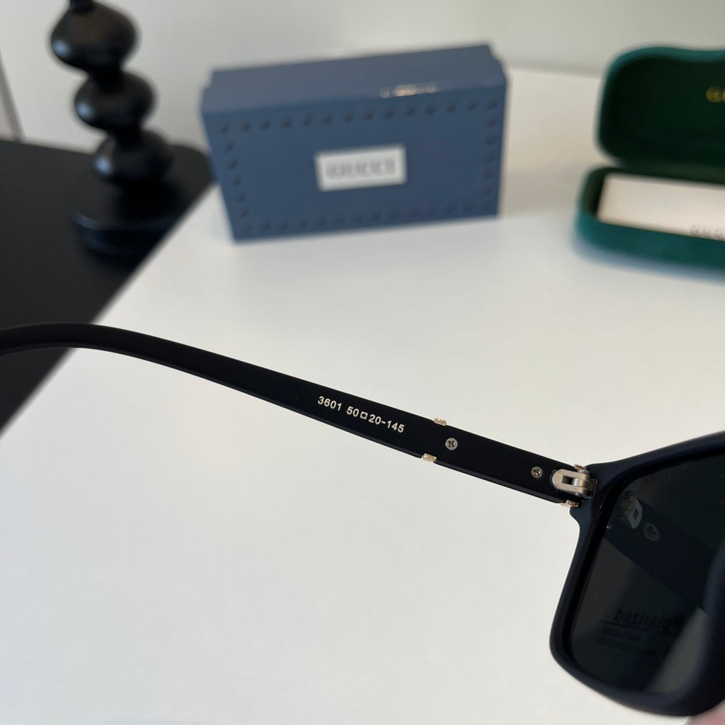 Gucci Fashion Silver Lens Sunglasses for Men & Women - 132259 - detail image 9