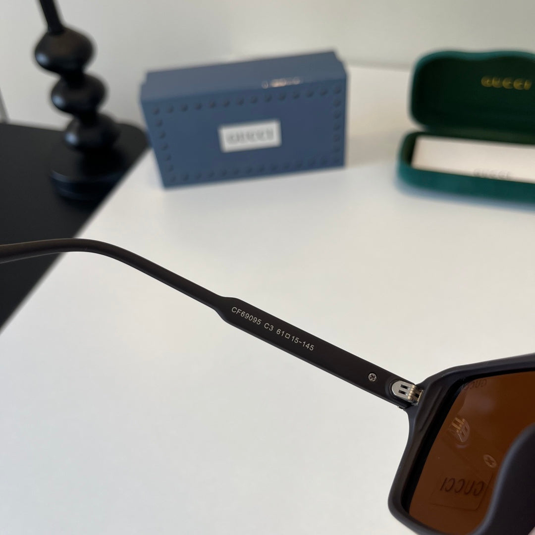 Gucci Fashion Silver Lens Sunglasses for Men & Women - 371502 - detail image 9