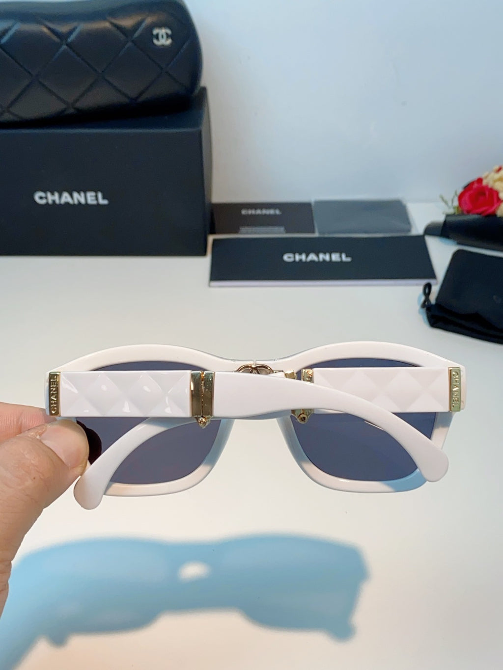 Chanel Folding Fashion Gray Lens Sunglasses for Men & Women - detail image 5