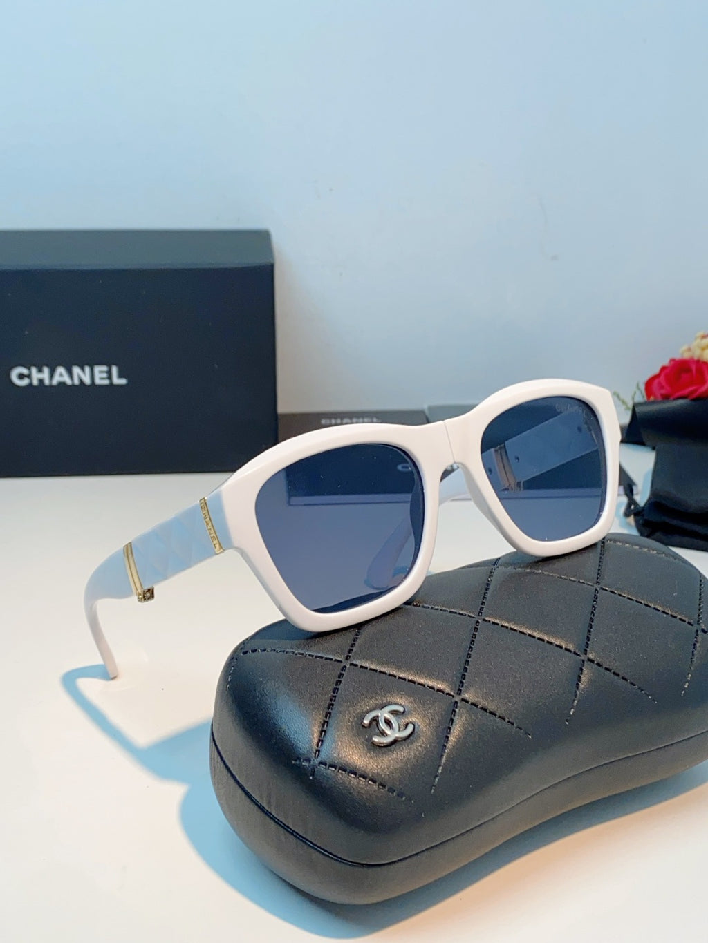 Chanel Folding Fashion Gray Lens Sunglasses for Men & Women - detail image 10
