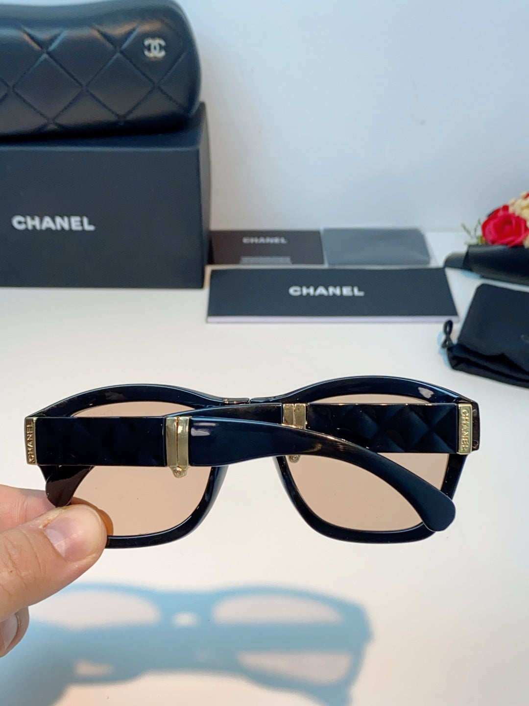Chanel Folding Fashion Gold Lens Sunglasses for Men & Women - detail image 5