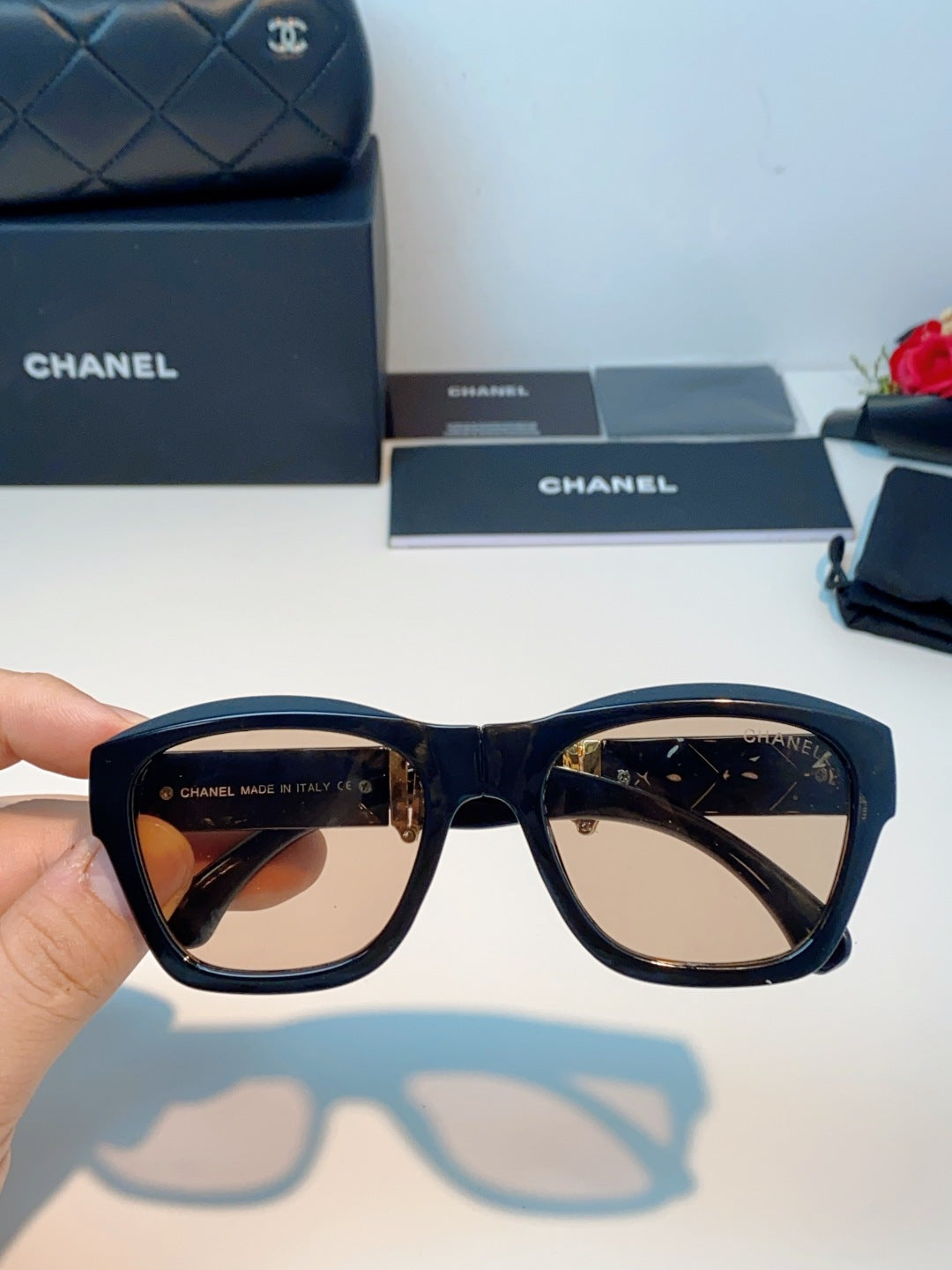 Chanel Folding Fashion Gold Lens Sunglasses for Men & Women - detail image 4