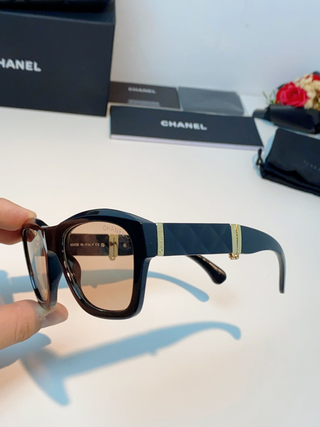 Chanel Folding Fashion Gold Lens Sunglasses for Men & Women - detail image 6