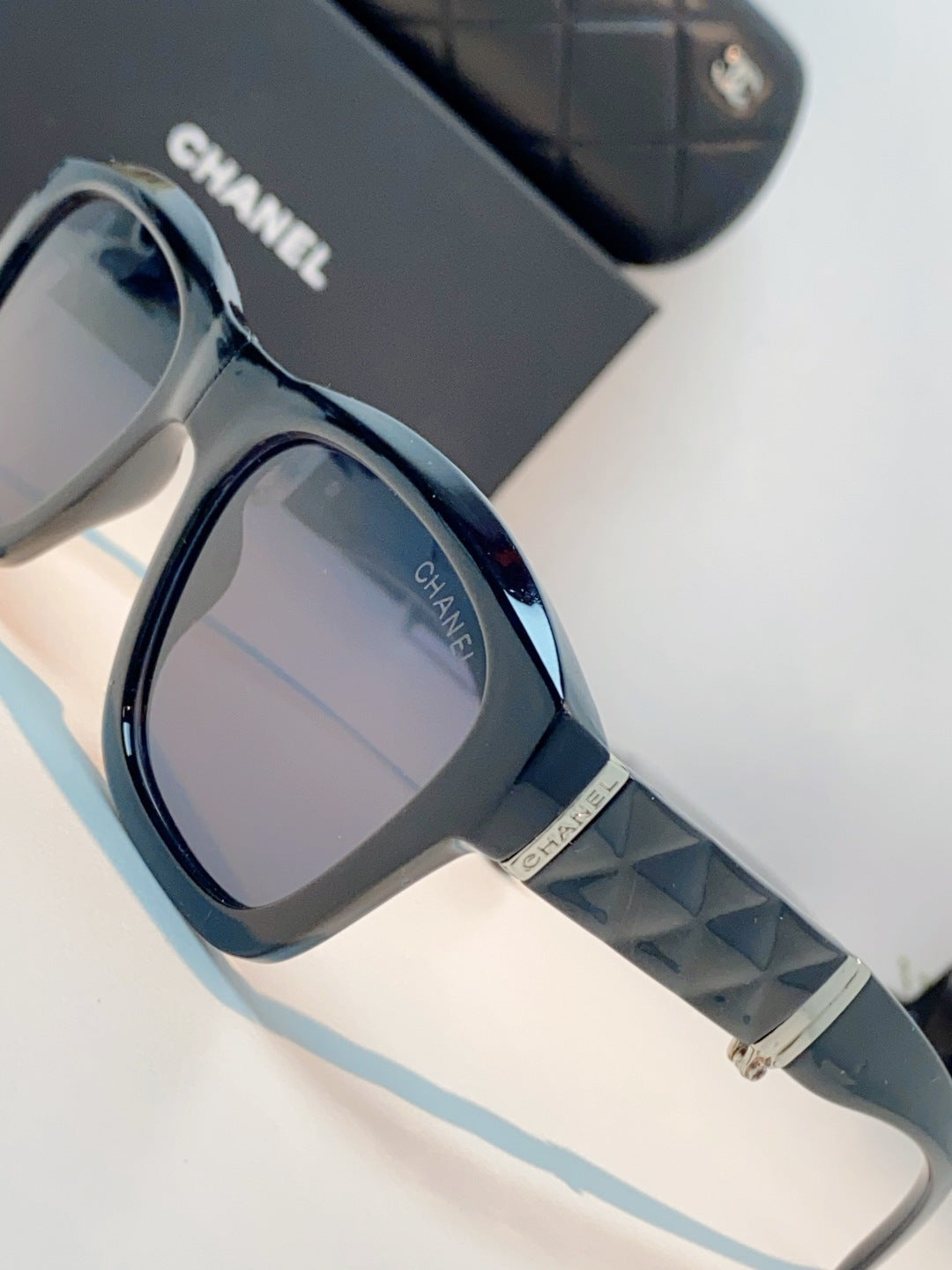 Chanel Folding Fashion Blue Lens Sunglasses for Men & Women - detail image 7
