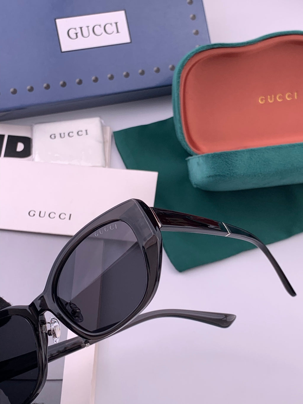 Gucci G7990 Polarized Square Brown Lens Sunglasses for Men & Women - 132295 - detail image 5