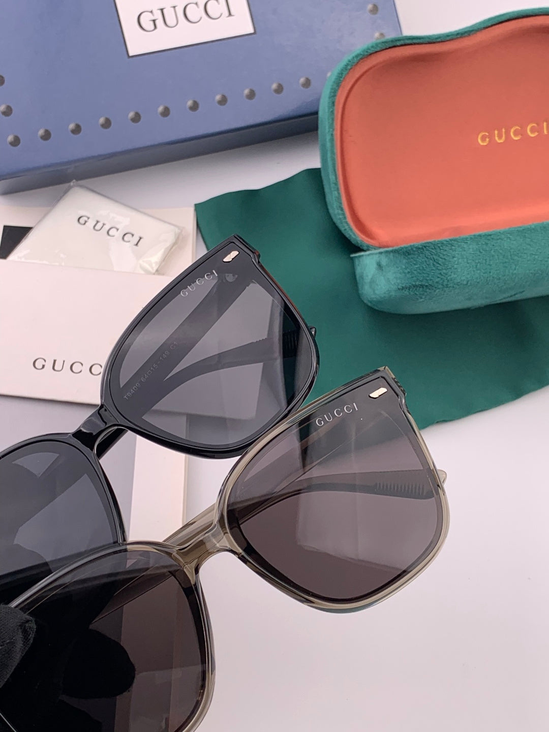 Gucci G9940 Polarized Square Black Lens Sunglasses for Men & Women - 132299 - detail image 3
