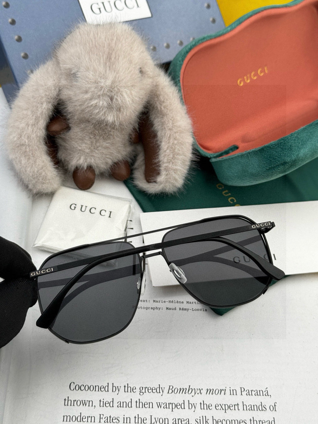 Gucci G21809 Polarized Aviator Black Lens Sunglasses for Men - detail image 8