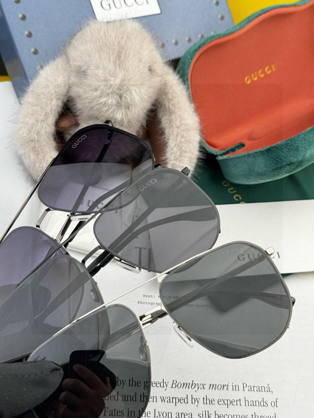 Gucci G21809 Polarized Aviator Black Lens Sunglasses for Men - detail image 7