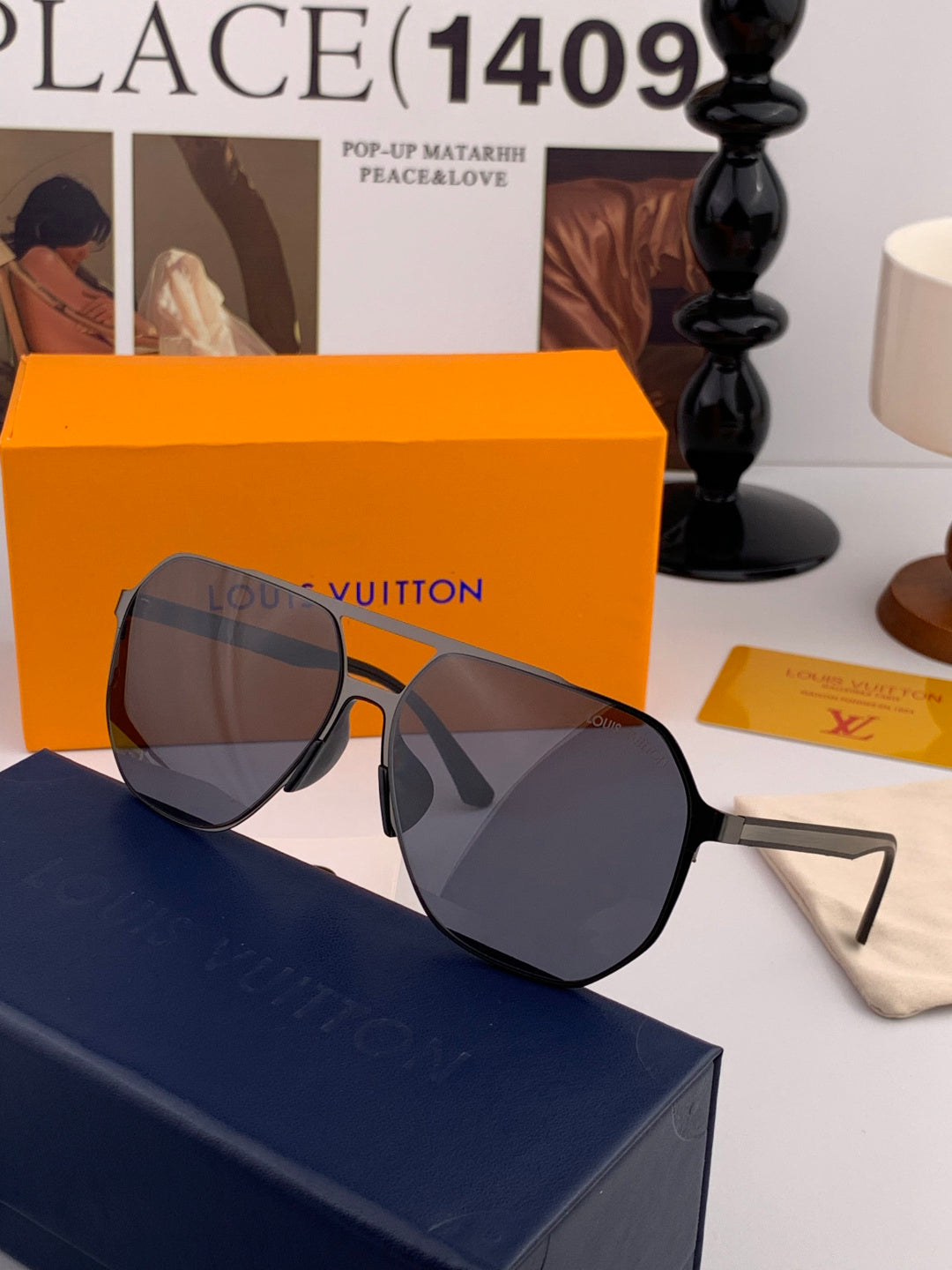 Louis Vuitton L6229 Polarized Aviator Gold Lens Sunglasses for Men - 132201