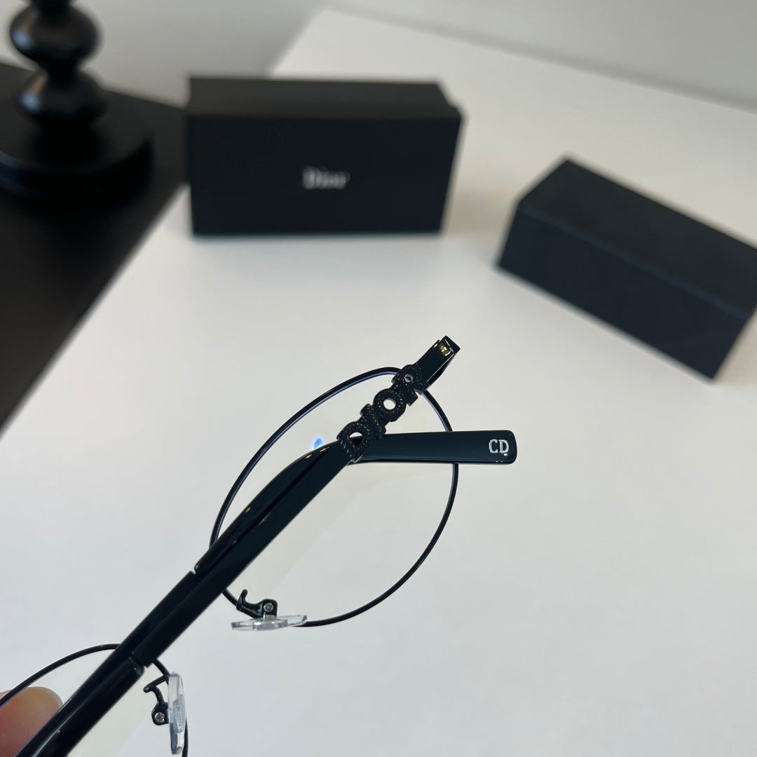 Dior Fashion Silver Lens Sunglasses for Men & Women - 465300 - detail image 7