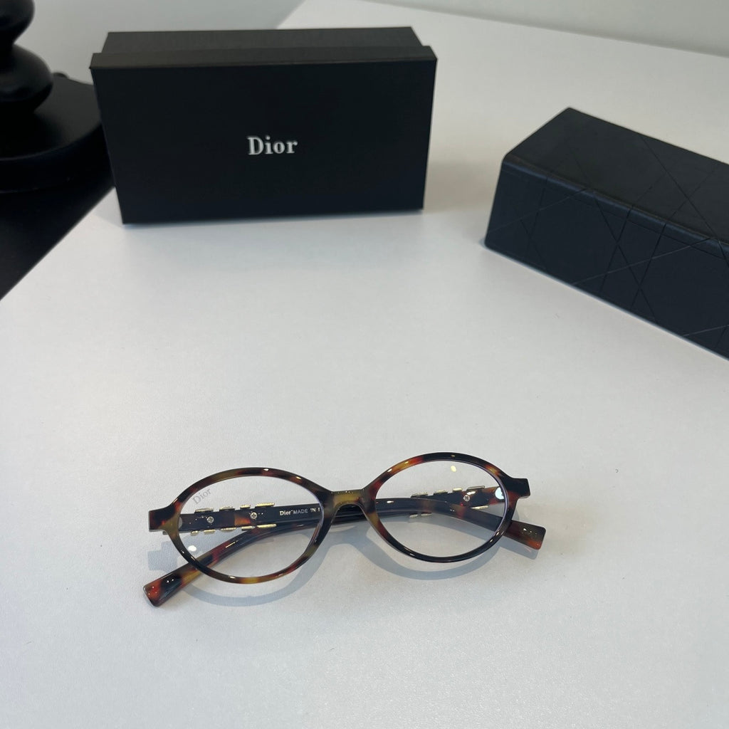 Dior Fashion Silver Lens Sunglasses for Men & Women - 465304 - detail image 4