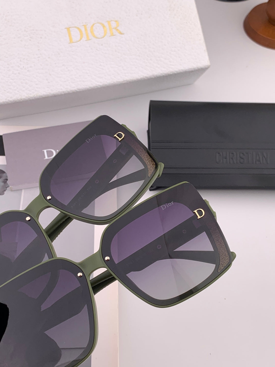 Dior CD1615 Polarized Square Red Lens Sunglasses for Women - detail image 4