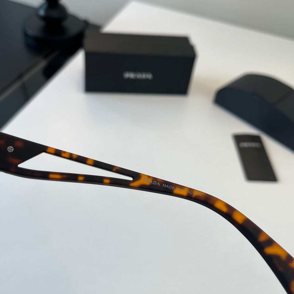 Prada Fashion Black Lens Sunglasses for Men & Women - 415752 - detail image 10