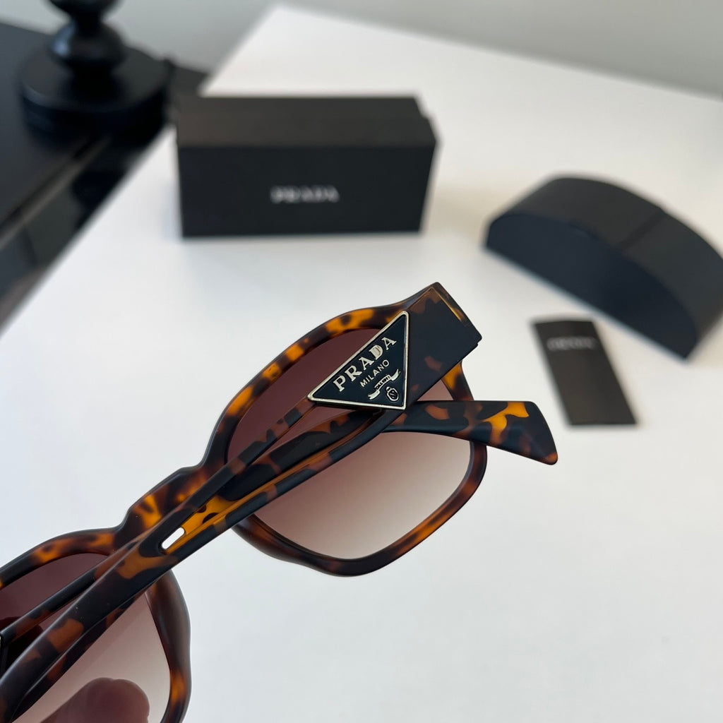 Prada Fashion Black Lens Sunglasses for Men & Women - 415752 - detail image 7