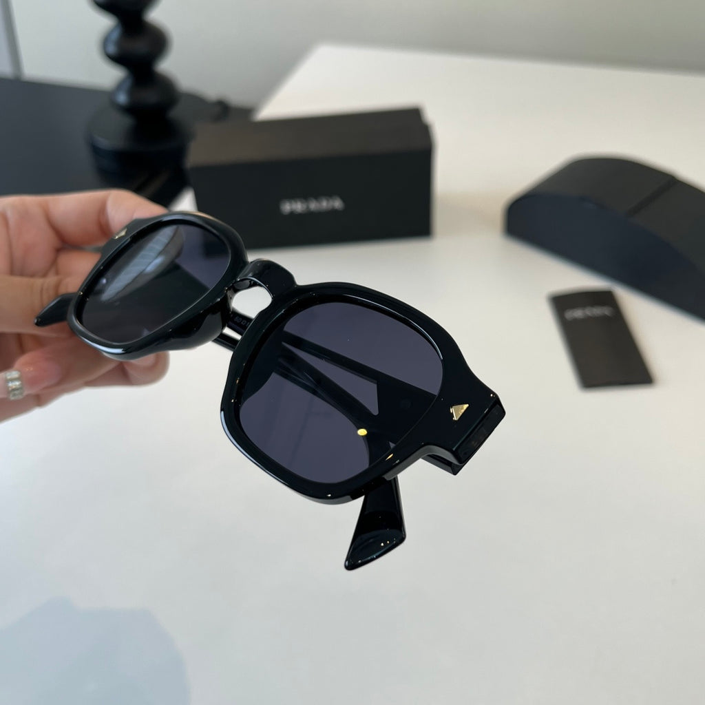 Prada Fashion Black Lens Sunglasses for Men & Women - 415754 - detail image 5