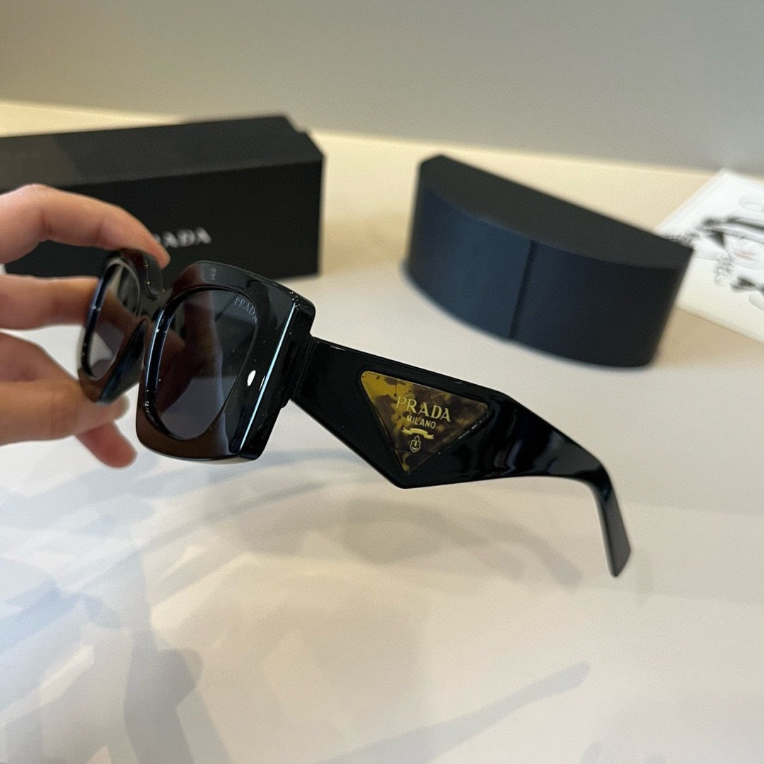 Prada Fashion Black Lens Sunglasses for Men & Women - 487164 - detail image 4