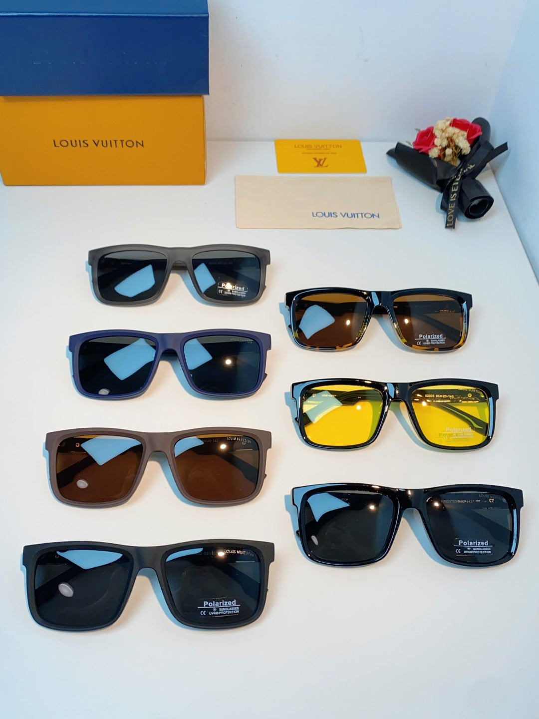 Louis Vuitton Metal Fashion Black Lens Sunglasses for Men & Women - 158104 - detail image 12