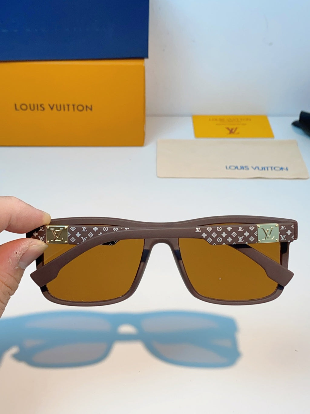 Louis Vuitton Metal Fashion Brown Lens Sunglasses for Men & Women - 158101 - detail image 5