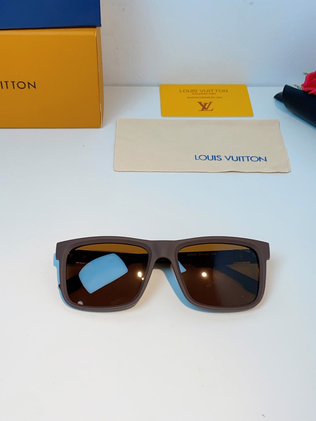 Louis Vuitton Metal Fashion Brown Lens Sunglasses for Men & Women - 158101 - detail image 9